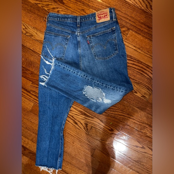 501 Levi Jeans - Picture 2 of 2